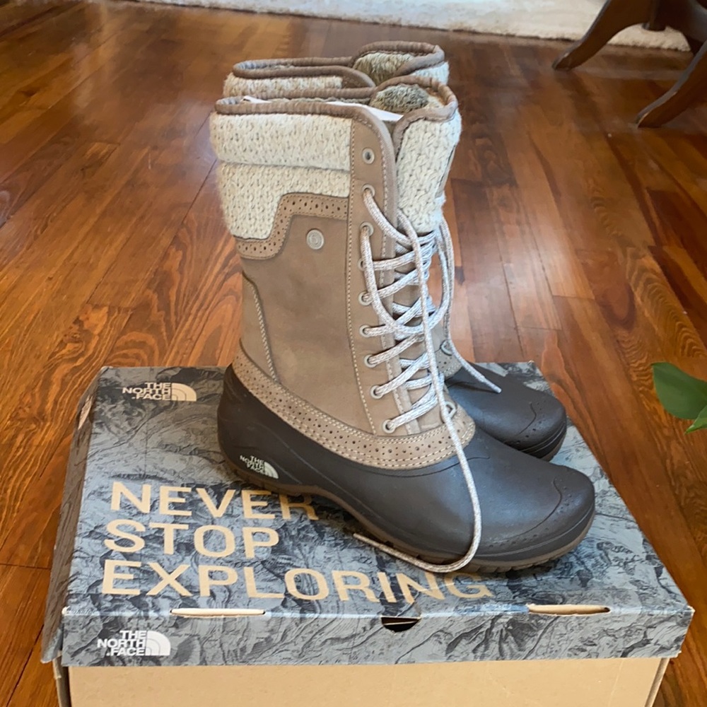 North face boots
